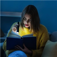 Hama FL60, LED baterka, hliníková, 60 lm / 30 m, 3 režimy svietenia, pútko na ruku, vr. batérie