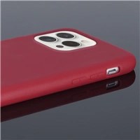 Hama Finest Feel, kryt pre Apple iPhone 14 Pro, červený