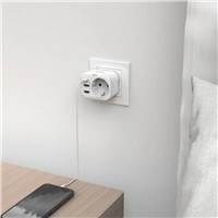 Hama zsuvkov USB nabjaka, 1x el. zsuvka, 1x USB-C PD, 2x USB-A, 20 W (rozbalen)